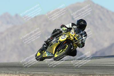 media/Dec-06-2025-CVMA (Sat) [[4a896cc04c]]/Race 5-Amateur Formula Middleweight/